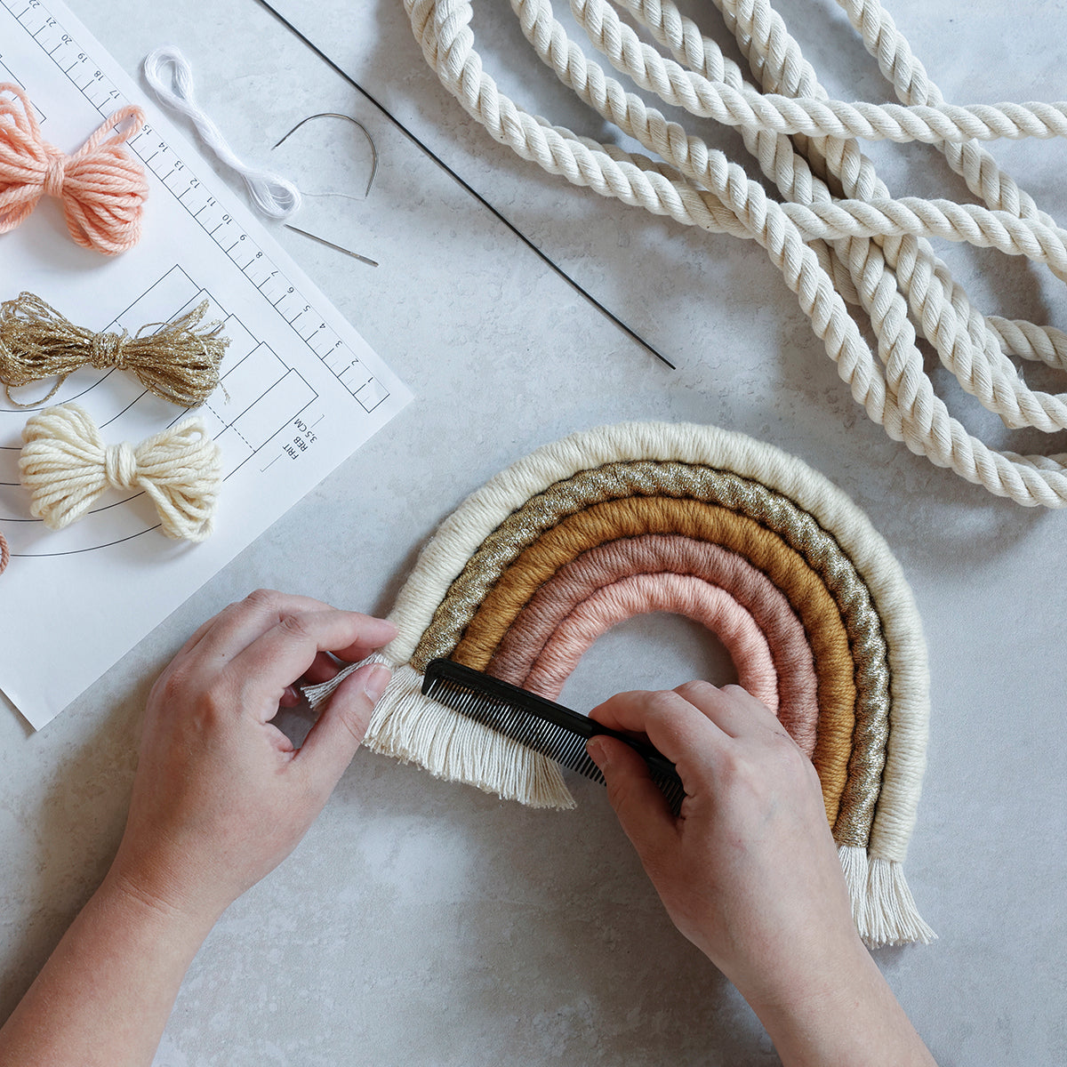 MACRAME REGNBUE KIT - ROSE