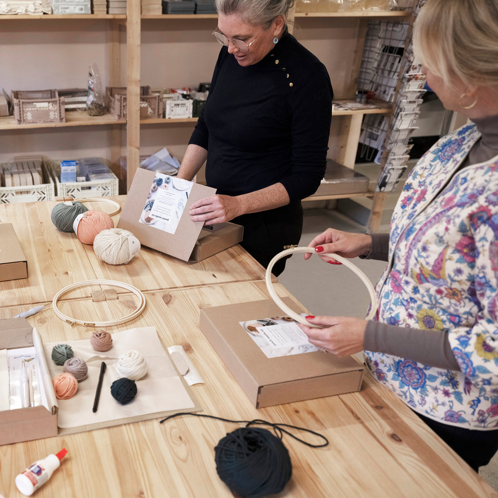 workshop: punch needle